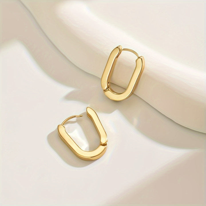 Pendientes de aro elegantes de forma geométrica