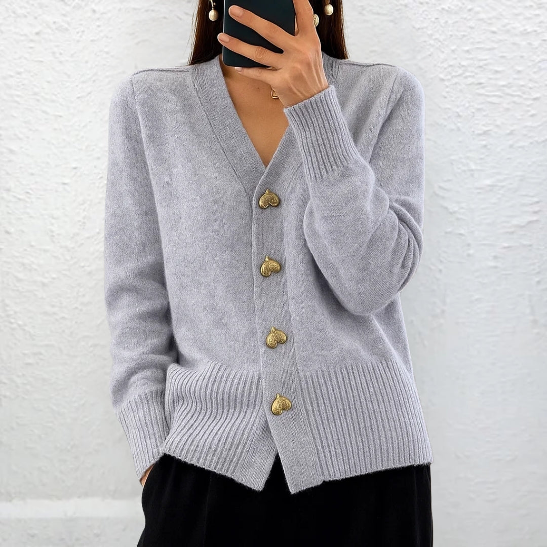 Lydia™ | Suéter elegante con botones en forma de corazón