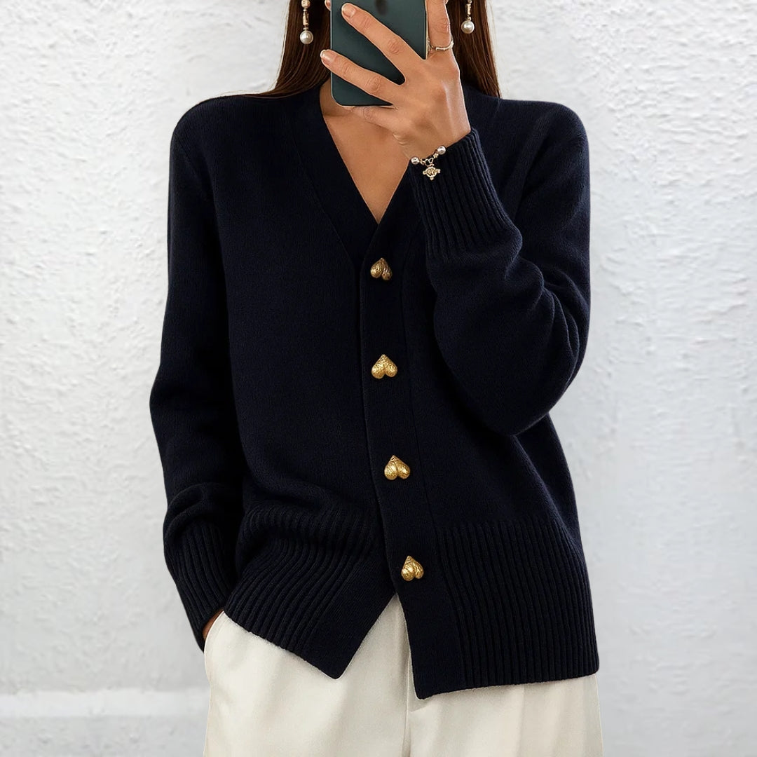 Lydia™ | Suéter elegante con botones en forma de corazón
