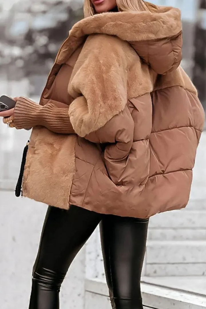 Chaqueta bomber con capucha para mujeres