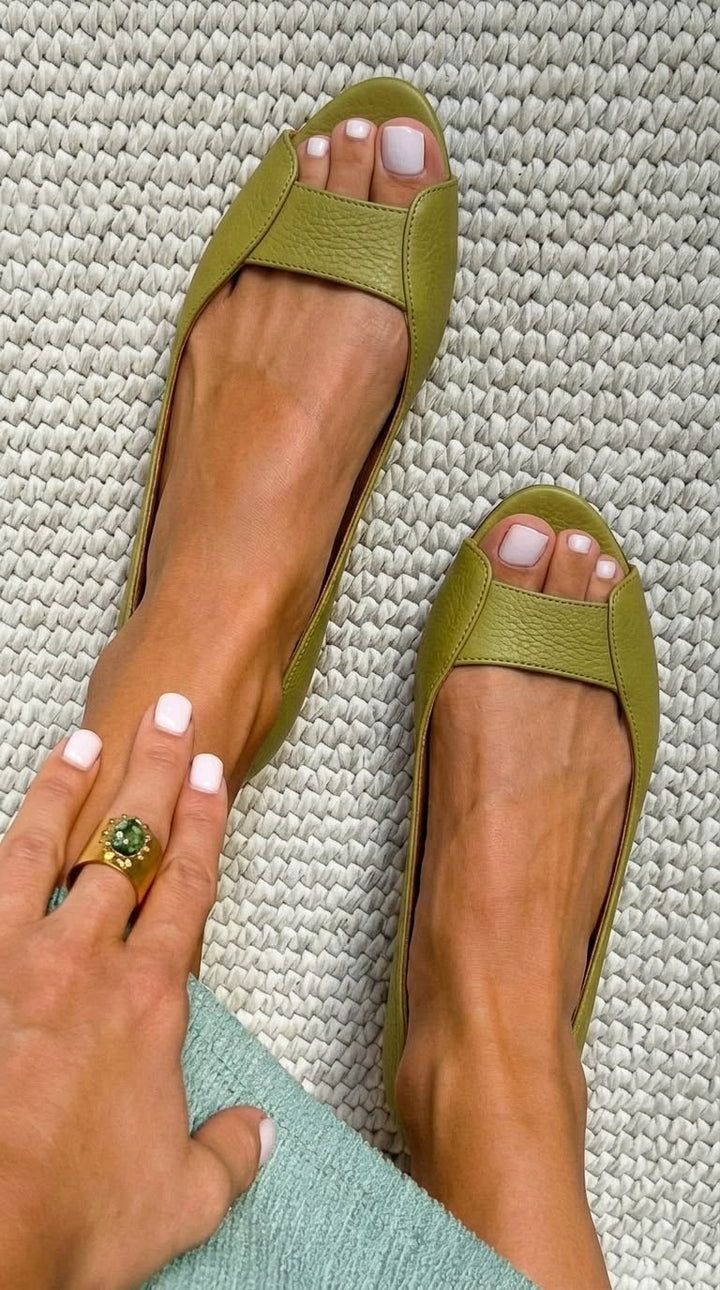 Adelina | Sandalias Doradas Confort Chic