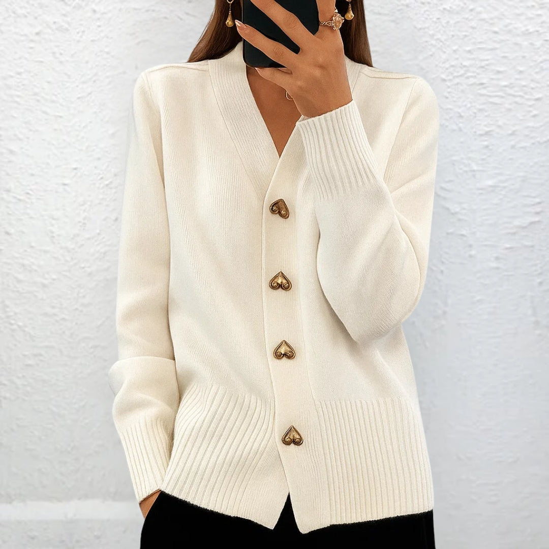 Lydia™ | Suéter elegante con botones en forma de corazón