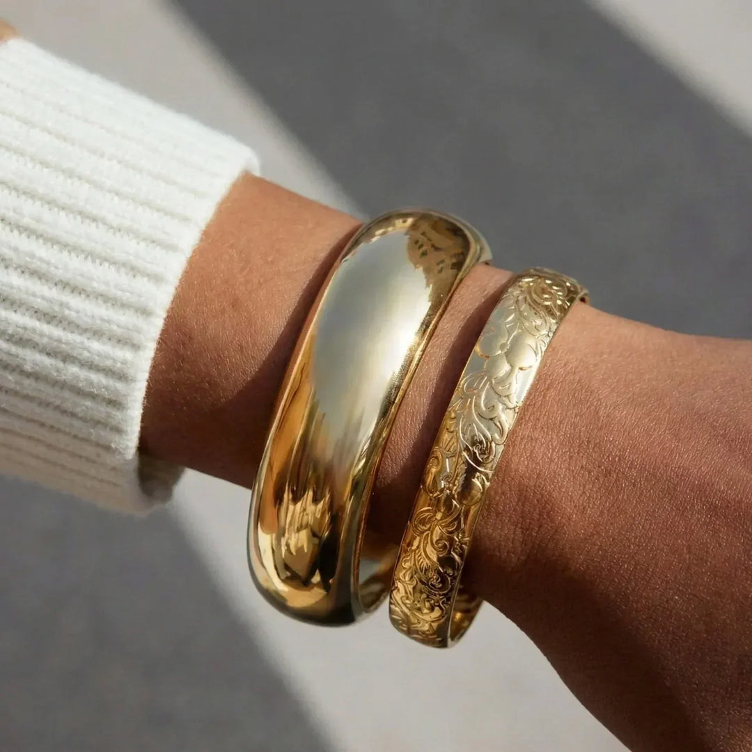 Vana Dúo de Pulseras Esculpidas