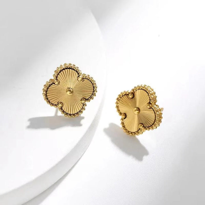 KLEEBLATT | Pendientes de oro