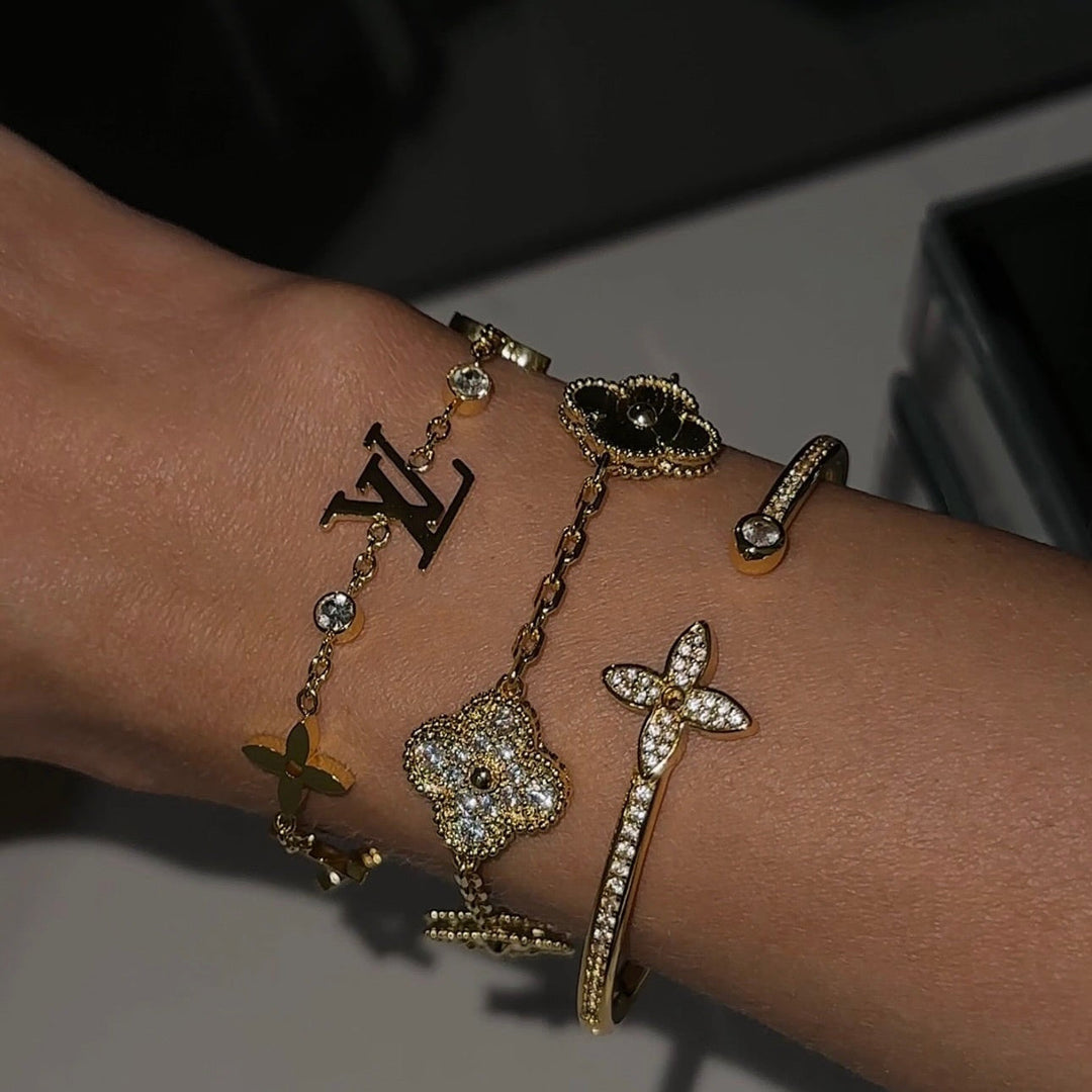 EXCLUSIVO | Pulsera Lottie Oro