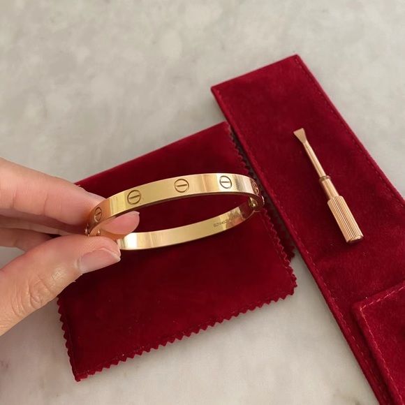 Pulsera ETERNITY en oro