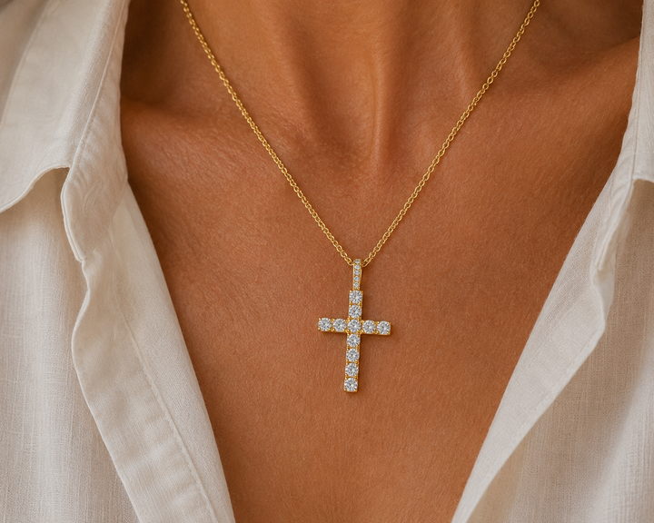 Collar Cruz en Oro Juliette