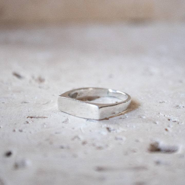 Anillo Sello Riegel Bar en Plata Esterlina 925 hecho a mano