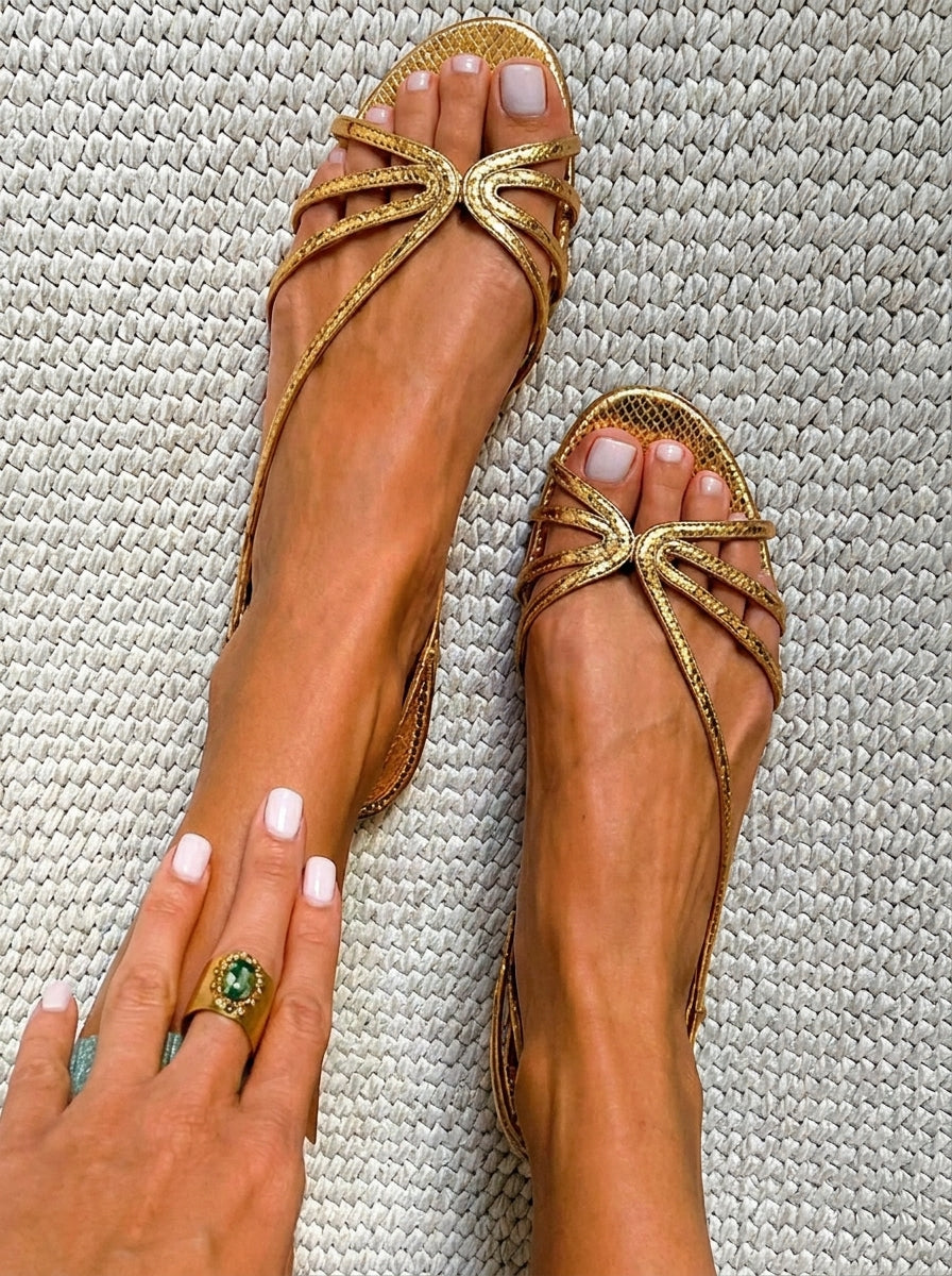 SANDALIAS DORADAS™