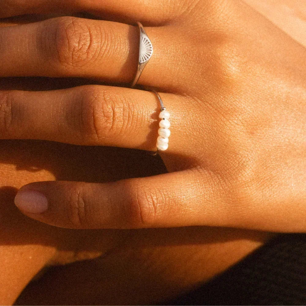 Anillo de perlas de agua dulce