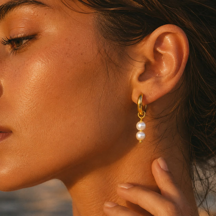 Pendientes Huggie Perlas Serenas