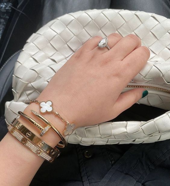 SPIKE | Pulsera de oro Prestige
