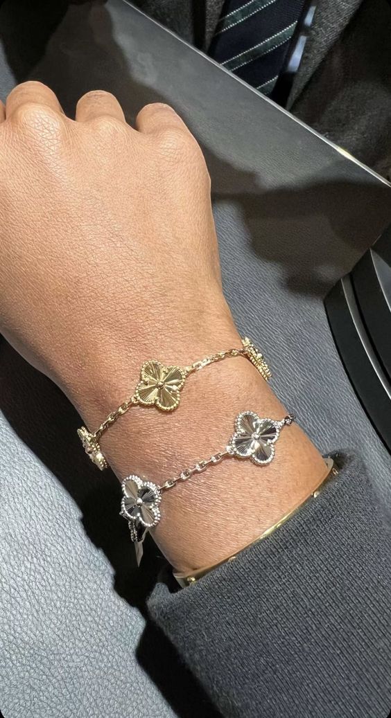 Conjunto de pulsera de trébol de 2 piezas - Plata/Oro