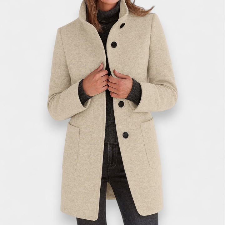 Nela - Abrigo elegante con cuello alto
