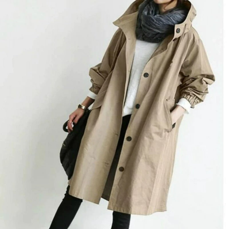 Abrigo trench elegante y repelente al agua