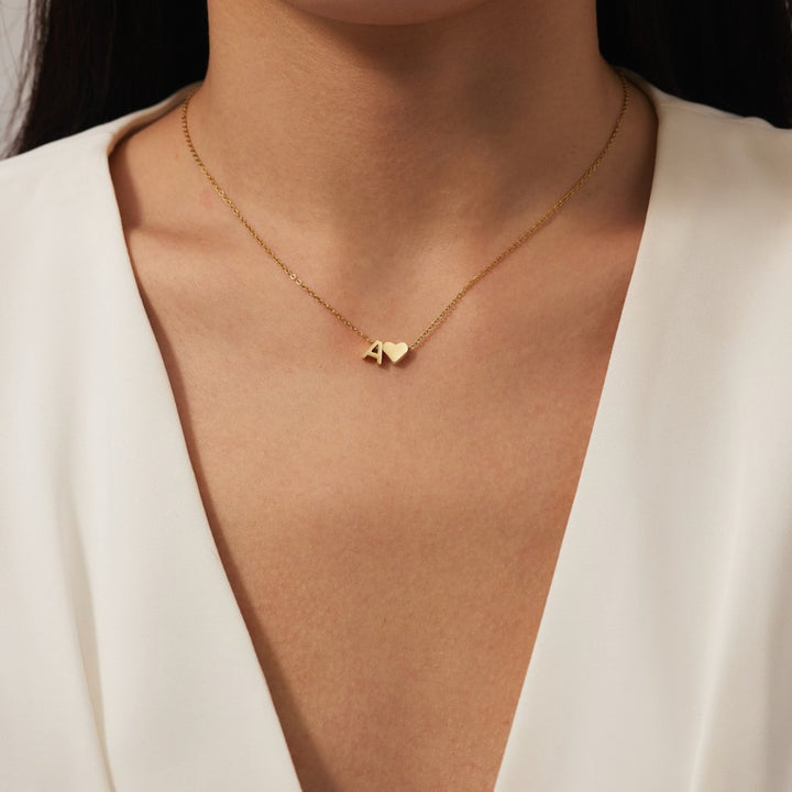 Collar eterno de oro