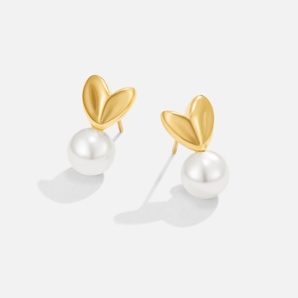 Pendientes en forma de corazón con perla