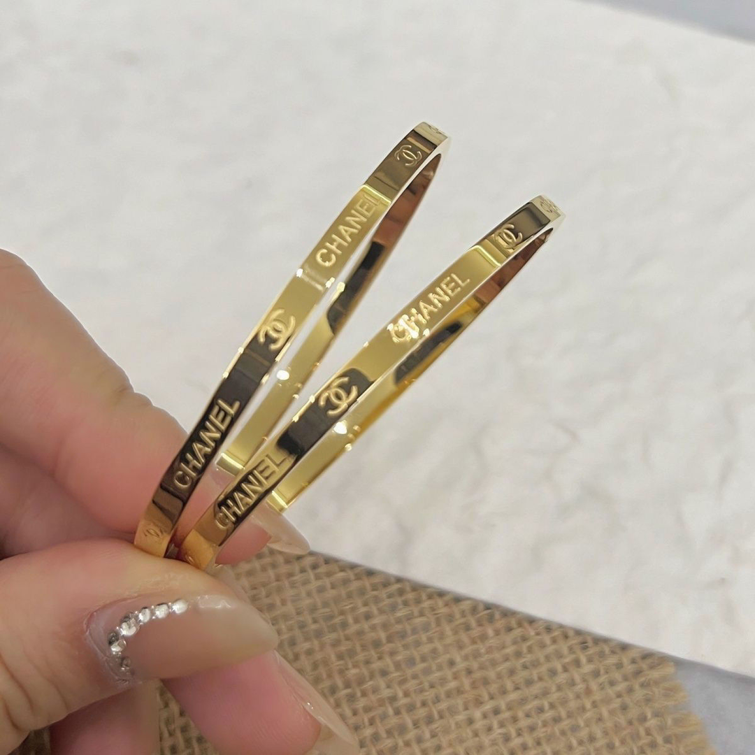 Pulsera de oro parisino