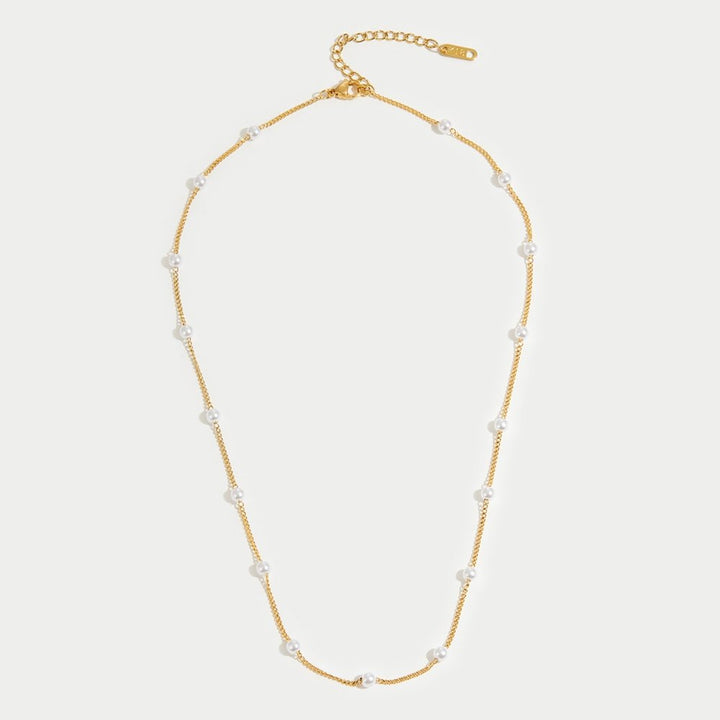 Collar de Perlas y Oro Intemporal