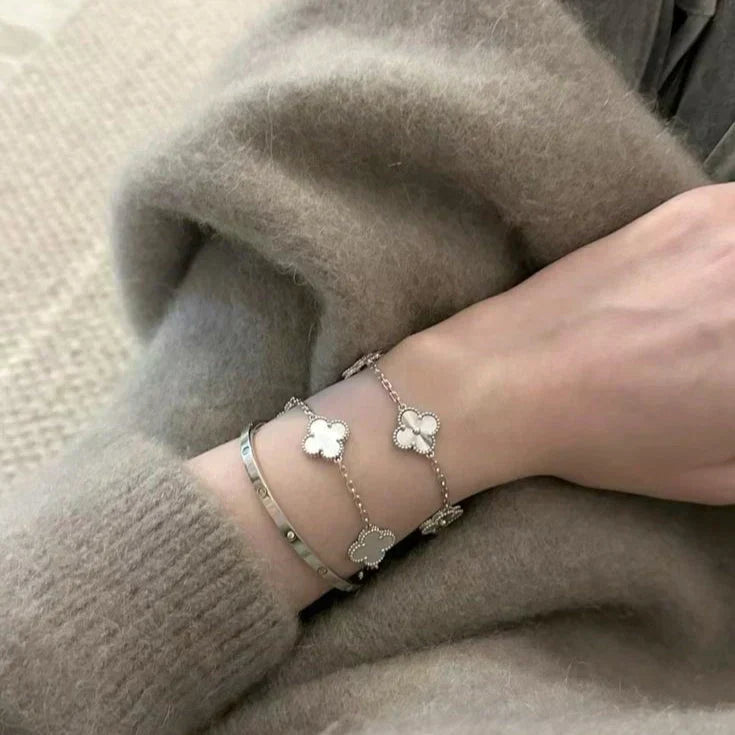 KLEEBLATT | Pulsera Blanca